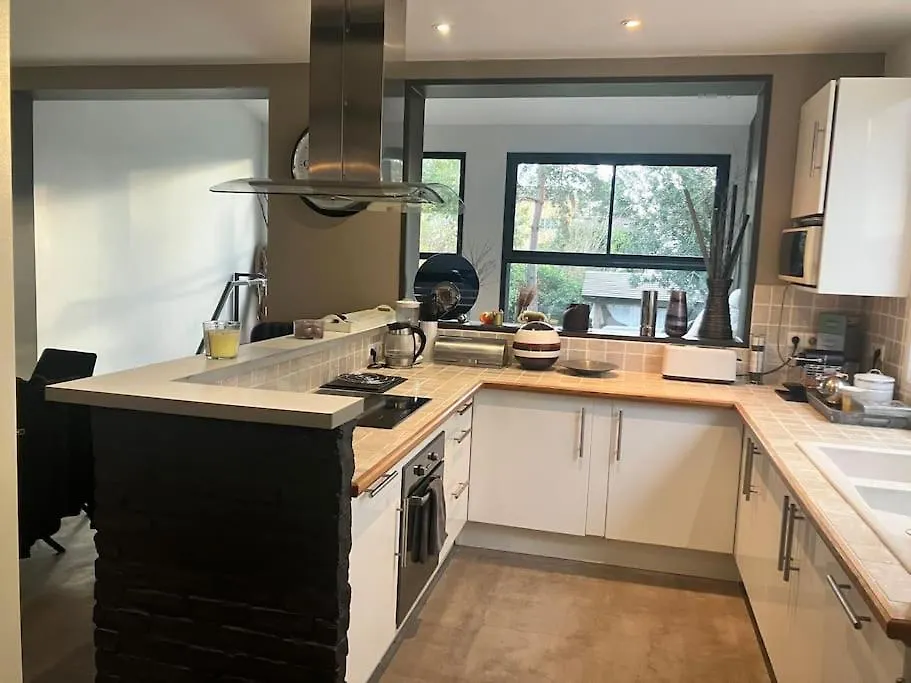 Holiday home Maison Le Blanc-Mesnil Proche Paris Stade De France Aeroports